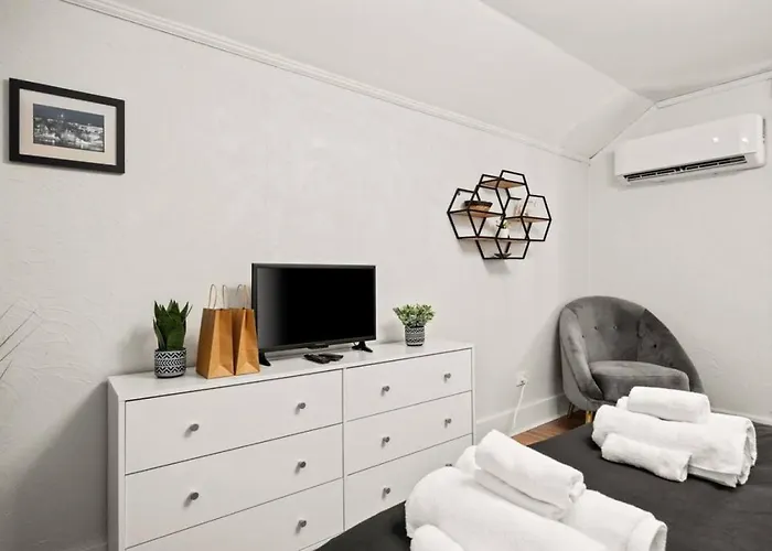The Heights Nook Peaceful Getaway With A Den Holiday home